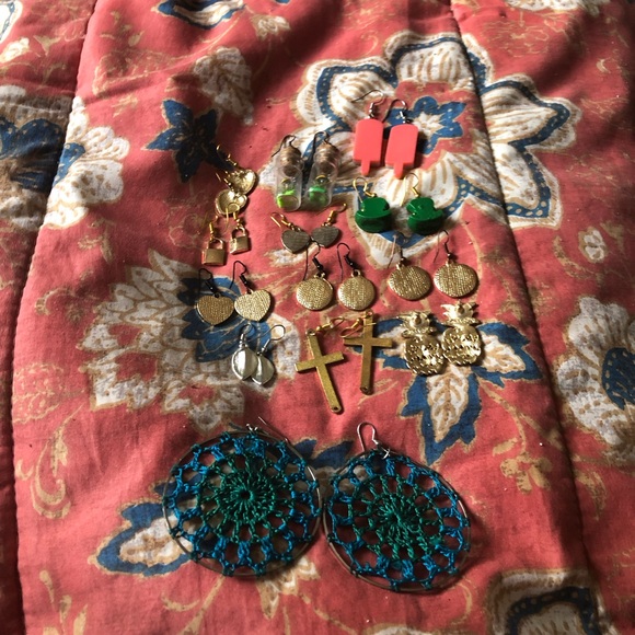 Multicolor Earring Set - Picture 2 of 6